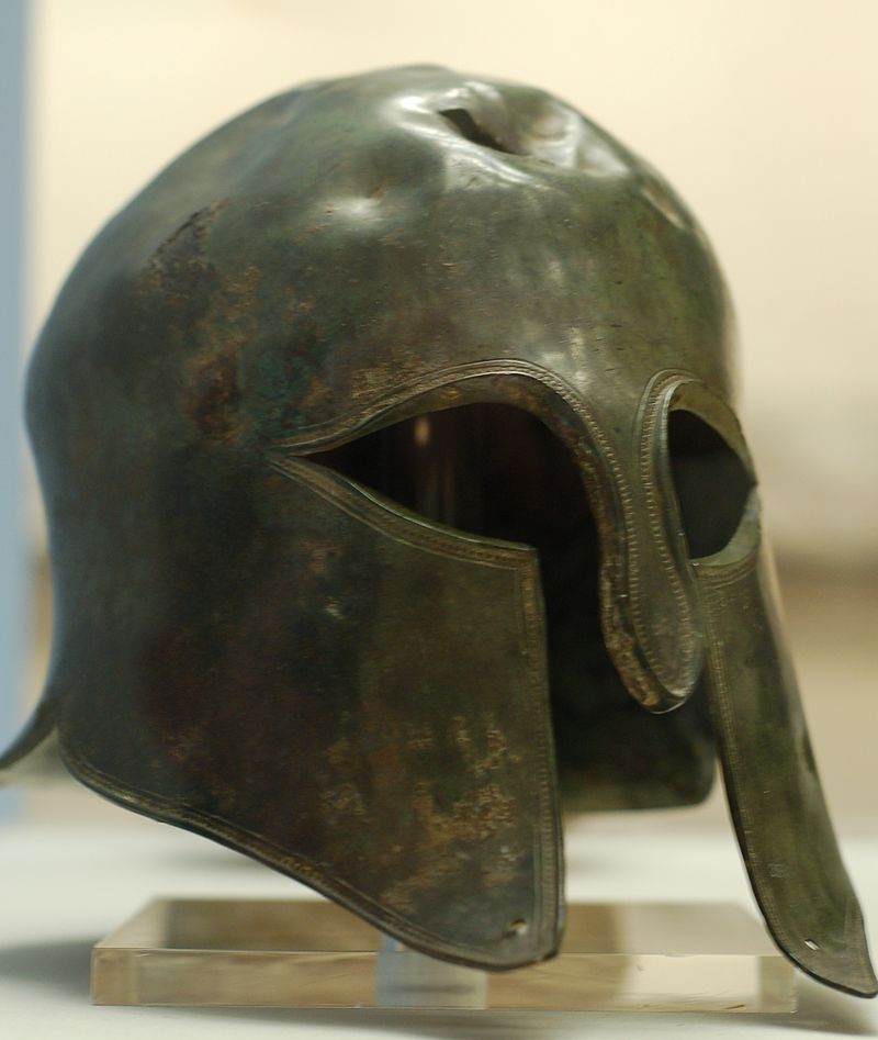 800px-spartan_helmet_2_british_museum