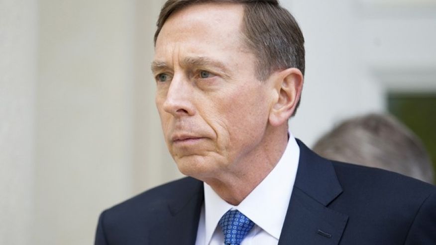 Petraeus mufti